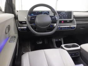 Hyundai Ioniq 5 73KWH/LOUNGE/AMBIENT/ЗИМНИ ГУМИ/KEYLESS - 20450 € / 39996.72 лв. - 52180412 3