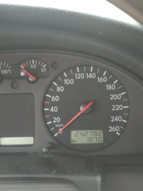 VW Passat - 1700 € / 3324.91 лв. - 41736499 12