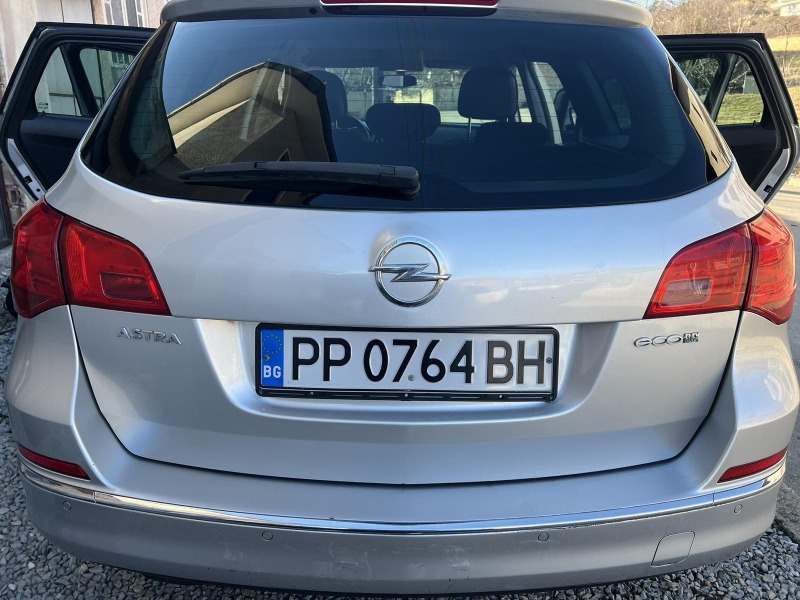 Opel Astra, снимка 2 - Автомобили и джипове - 46064876
