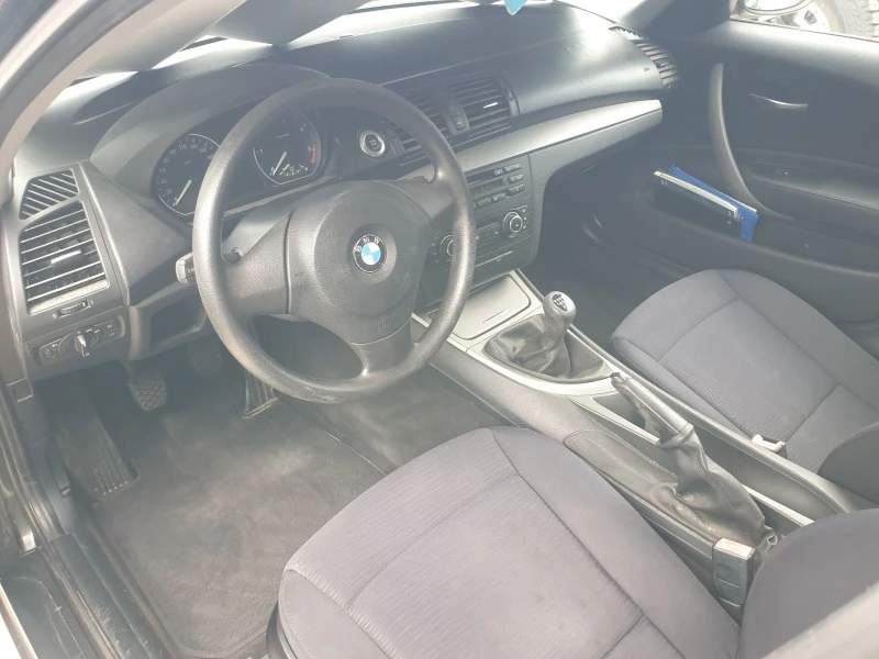 BMW 120 2.0 d, снимка 6 - Автомобили и джипове - 46649003