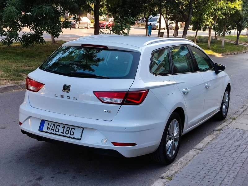 Seat Leon 1.5 TGI Metan-fuel , снимка 3 - Автомобили и джипове - 50777160