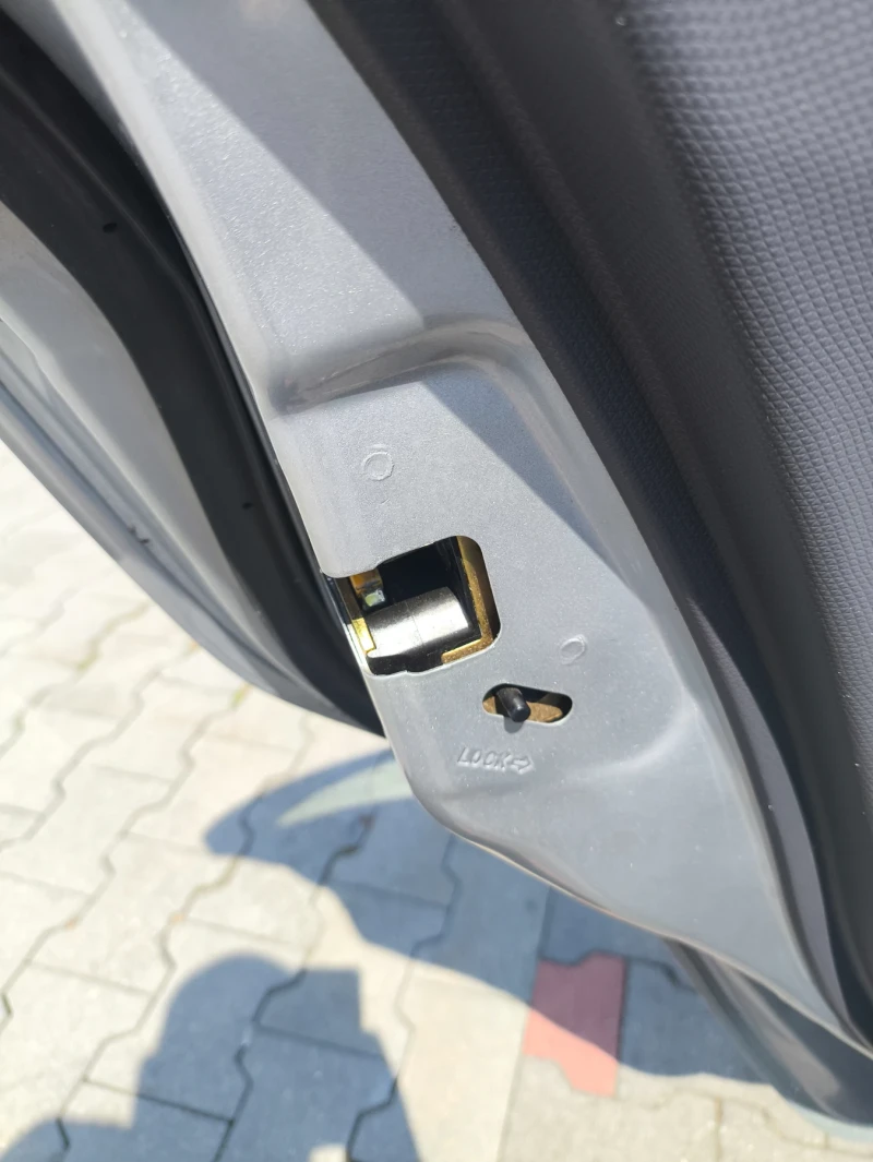 Nissan Micra, снимка 12 - Автомобили и джипове - 51580423