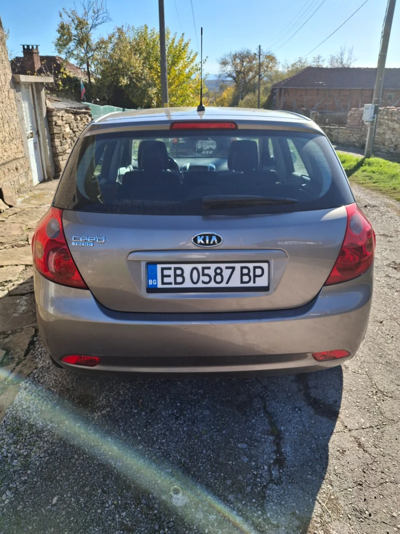 Kia Ceed Trend, снимка 2 - Автомобили и джипове - 52263468