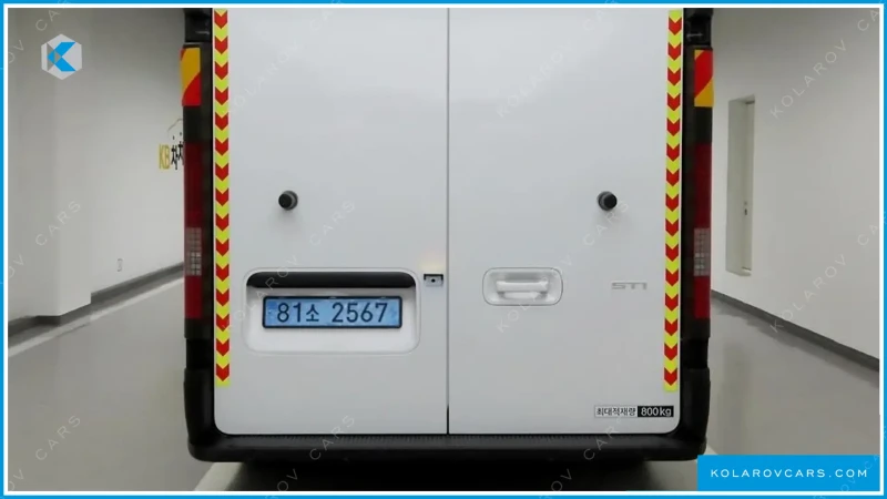 Hyundai Staria ST1 CARGO FREEZER, снимка 2 - Автомобили и джипове - 52605517