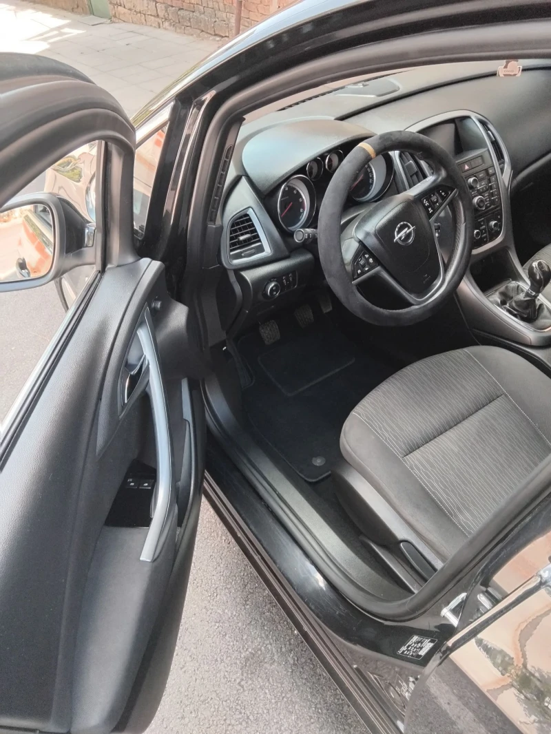 Opel Astra, снимка 7 - Автомобили и джипове - 52930049