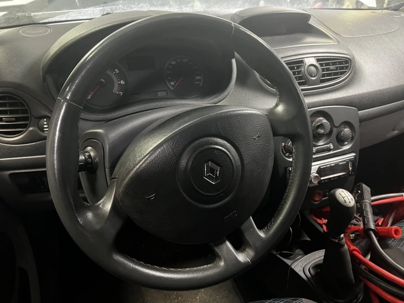 Renault Clio !!!НА ЧАСТИ !!!, снимка 2 - Автомобили и джипове - 53264001