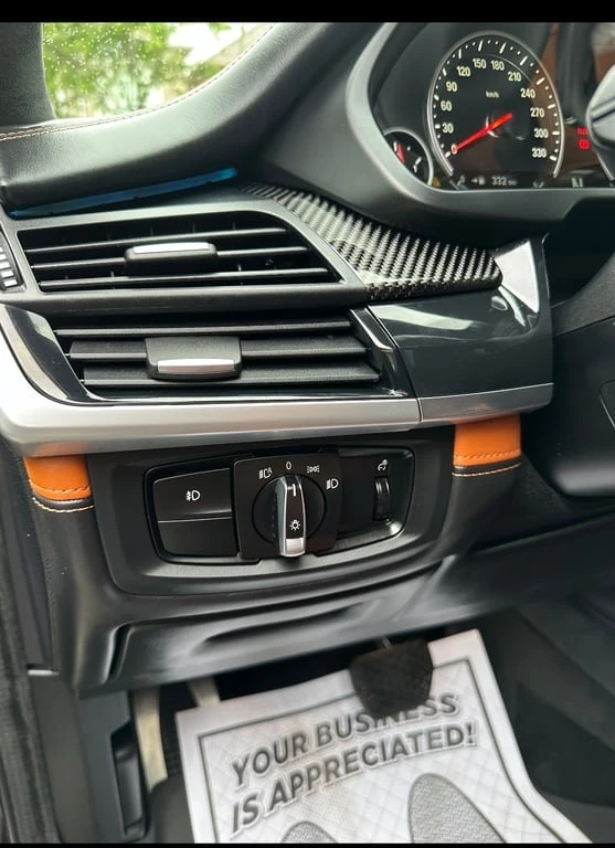 BMW X5M * AWD 4dr * CARFAX * БЕЗ ПЪРВОНАЧАЛНА ВНОСКА, снимка 12 - Автомобили и джипове - 53089476