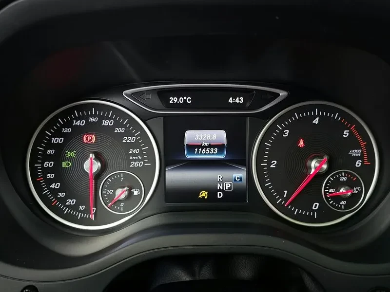 Mercedes-Benz B 200 2.0, снимка 8 - Автомобили и джипове - 54278401