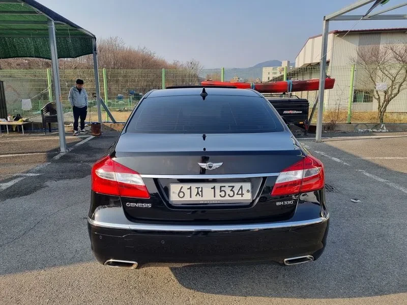 Hyundai Genesis 3.3, снимка 7 - Автомобили и джипове - 54618104