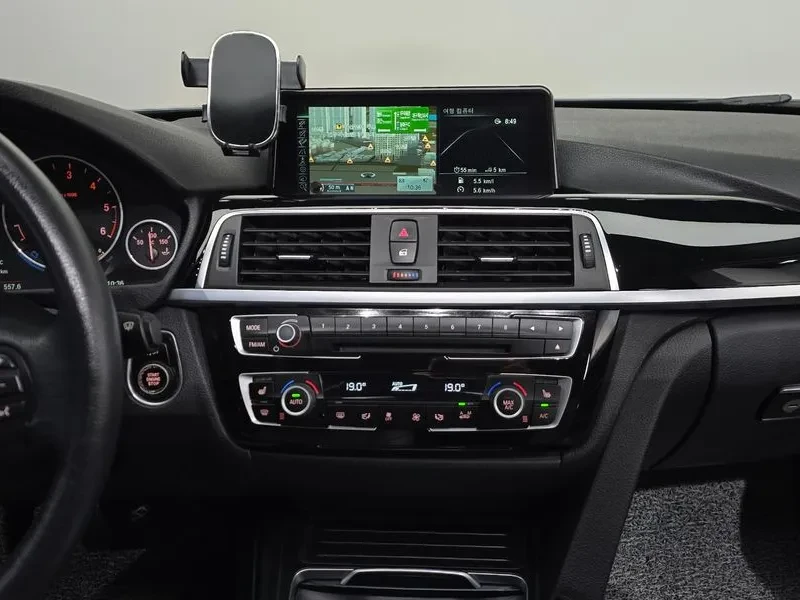 BMW 320 (F30) 320D, снимка 6 - Автомобили и джипове - 55119533