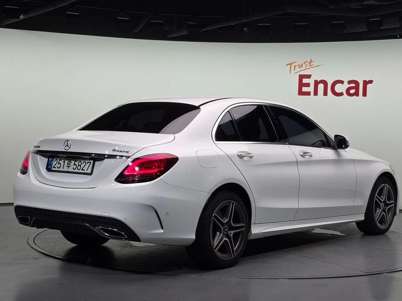 Mercedes-Benz C 220 C220 d 4MATIC AMG Line| 170к.с.| ВКЛ.ТЕХНОТЕСТ, снимка 2 - Автомобили и джипове - 55478360
