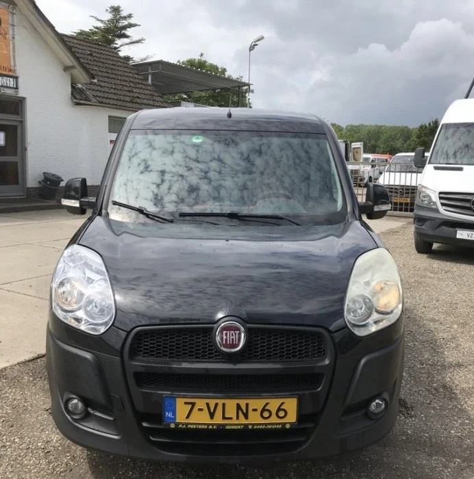 Fiat Doblo 2.0 MultiJet SX, снимка 8 - Автомобили и джипове - 55623906