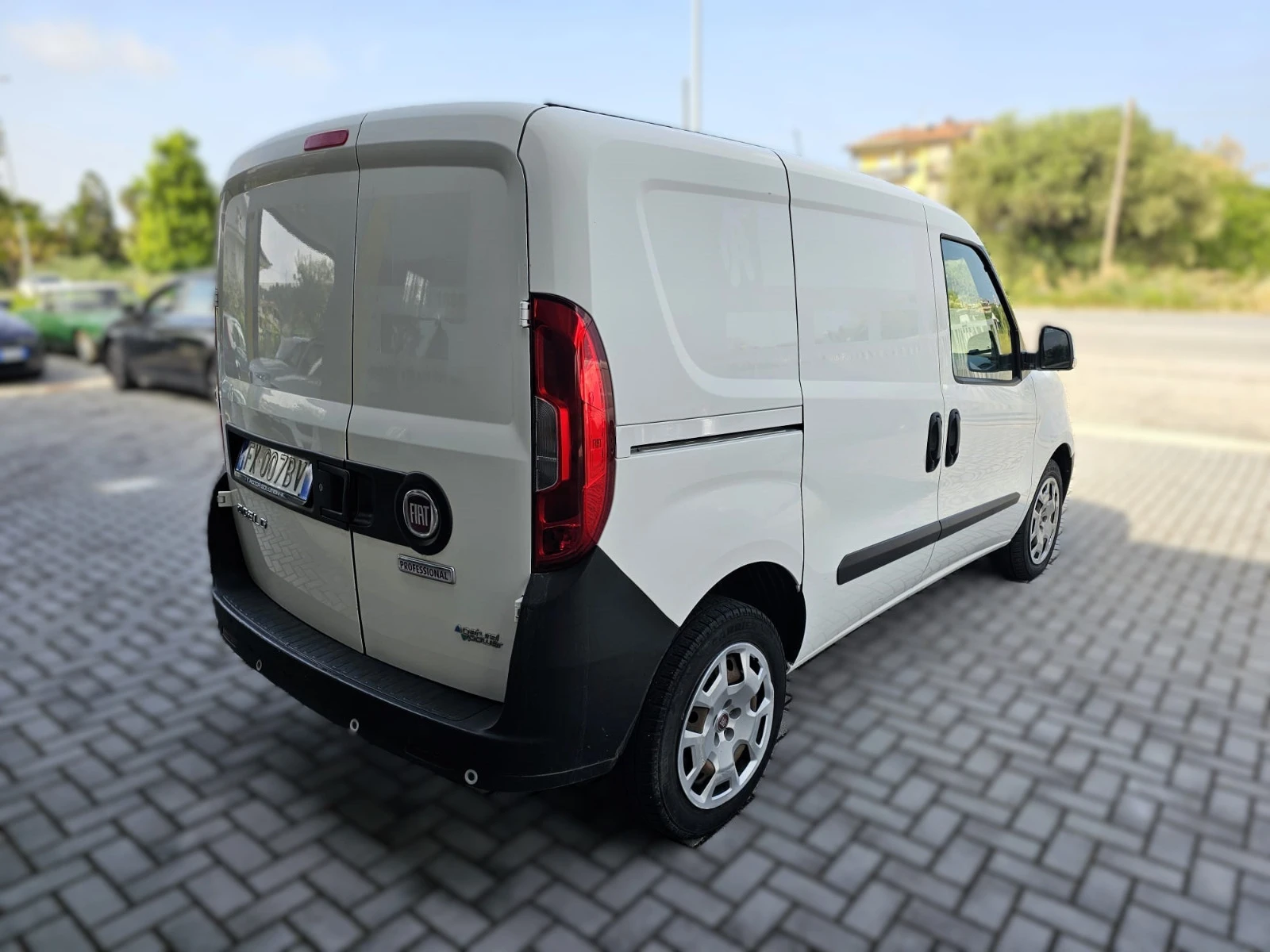 Fiat Doblo 1.4 TJET N.POWER SX 3 МЕСТА - изображение 7