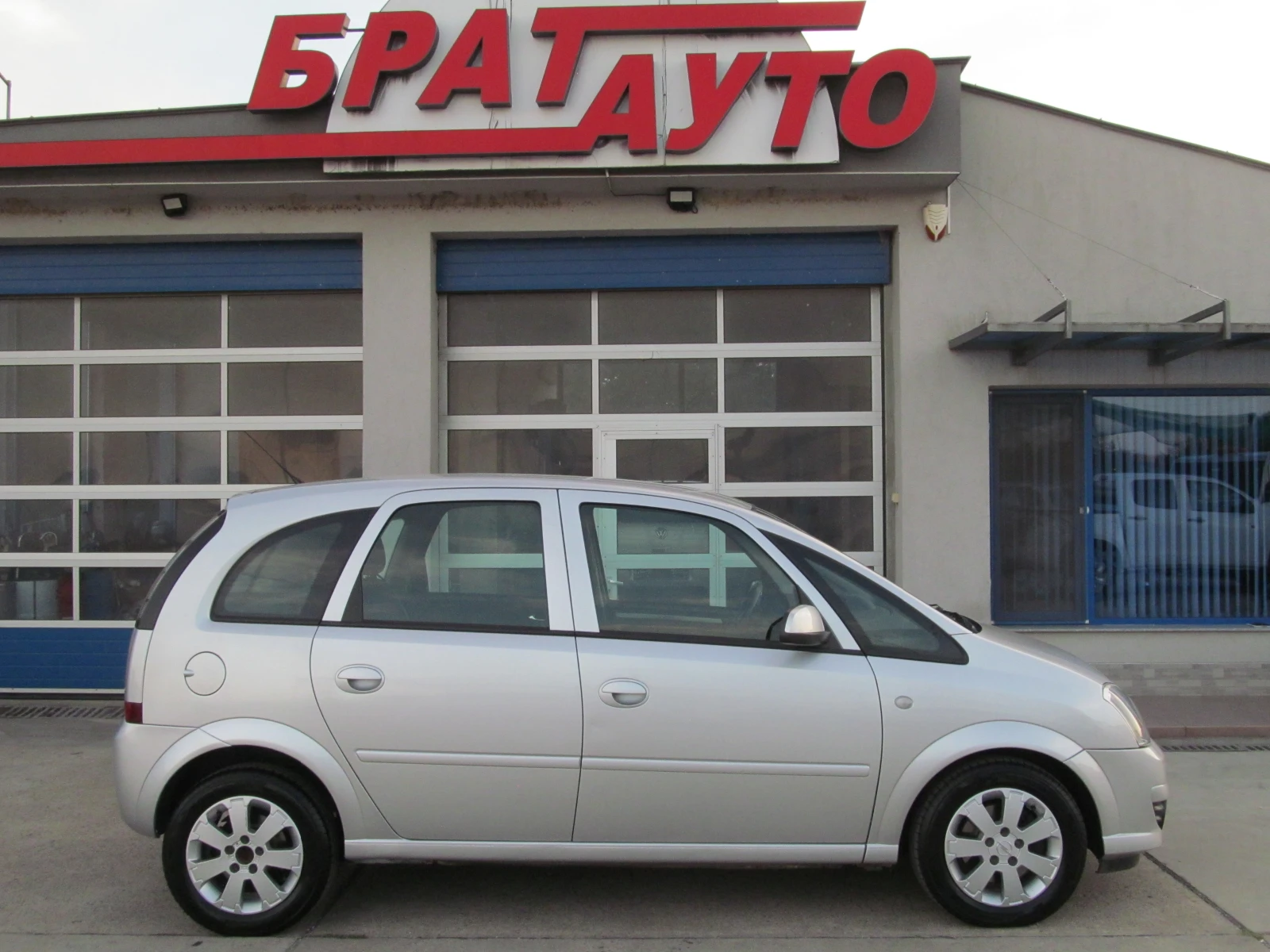 Opel Meriva 1.7CDTI/6 СКОРОСТИ - изображение 6