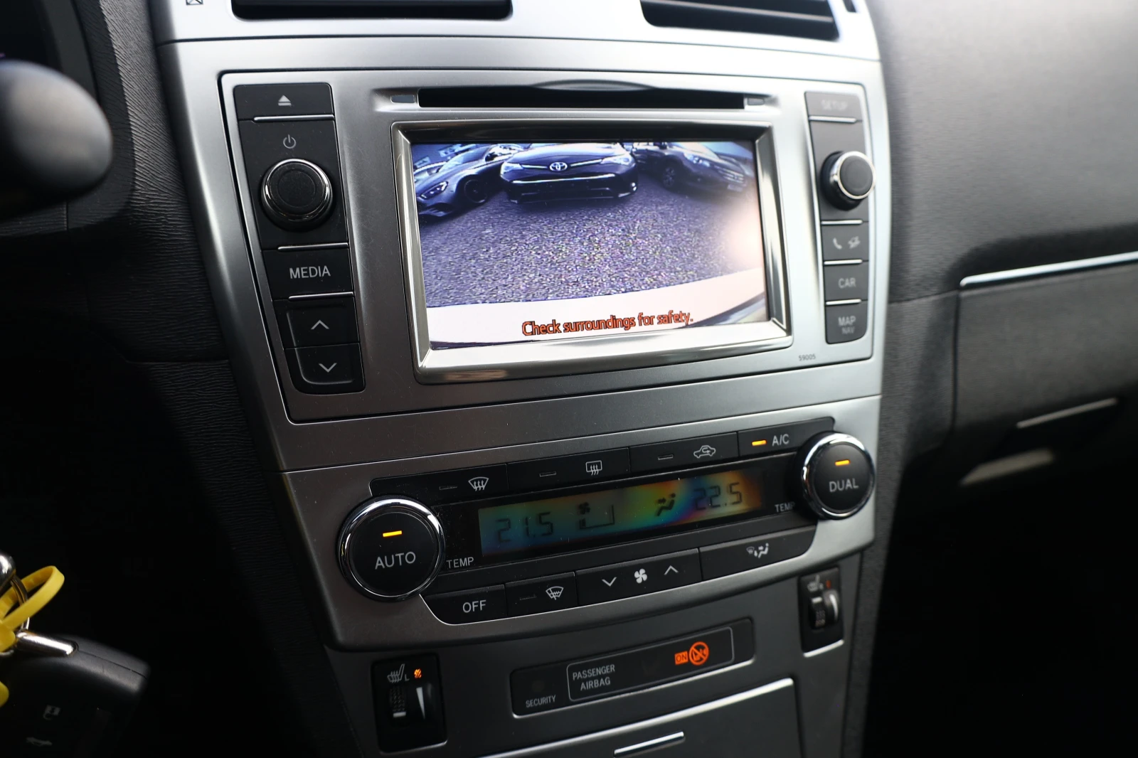 Toyota Avensis 2.0 D-4D Facelift Kamera LED Navi  #iCarbg | Mobile.bg   13