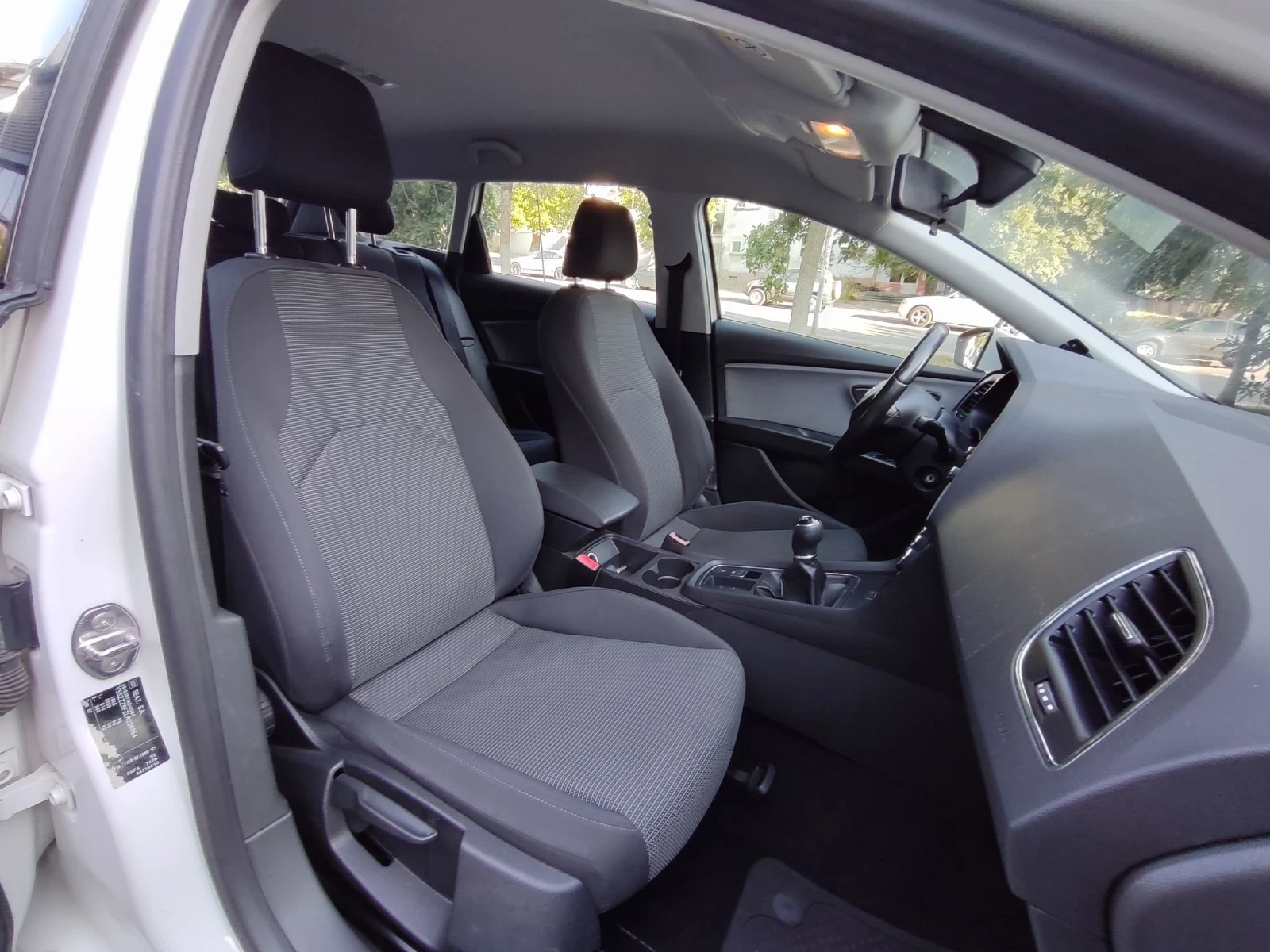 Seat Leon 1.5 TGI Metan-fuel  - изображение 5