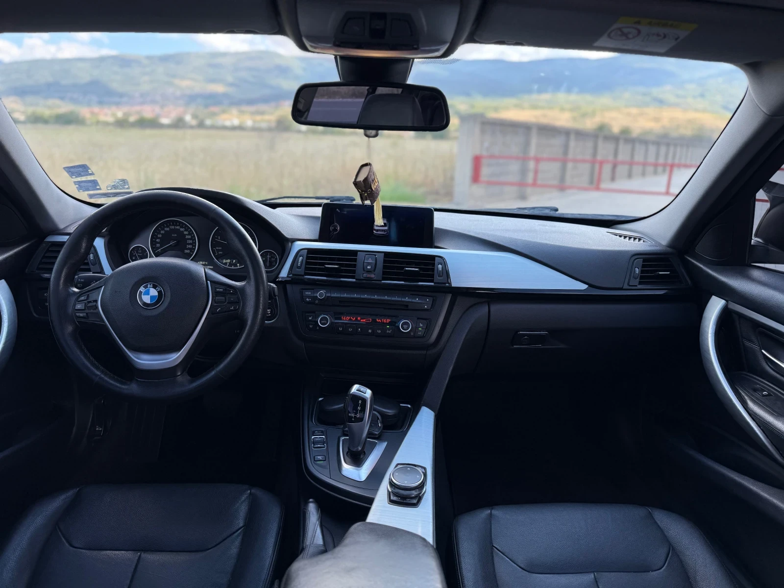 BMW 320 | Mobile.bg   11