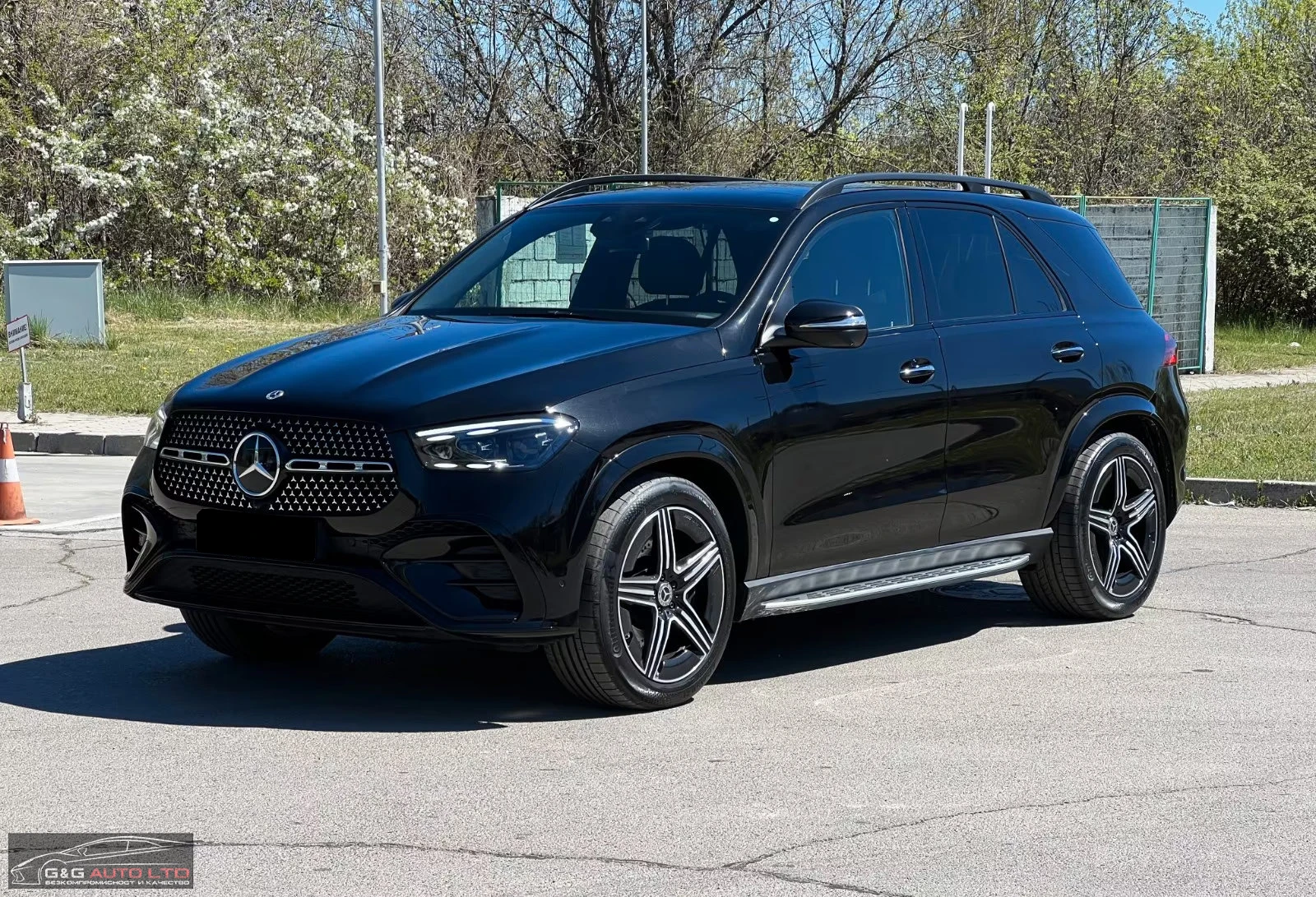 Mercedes-Benz GLE 450 4MATIC/367HP/AMG/NIGHT/PANO/BURM/360/AIRM./533g | Mobile.bg   1