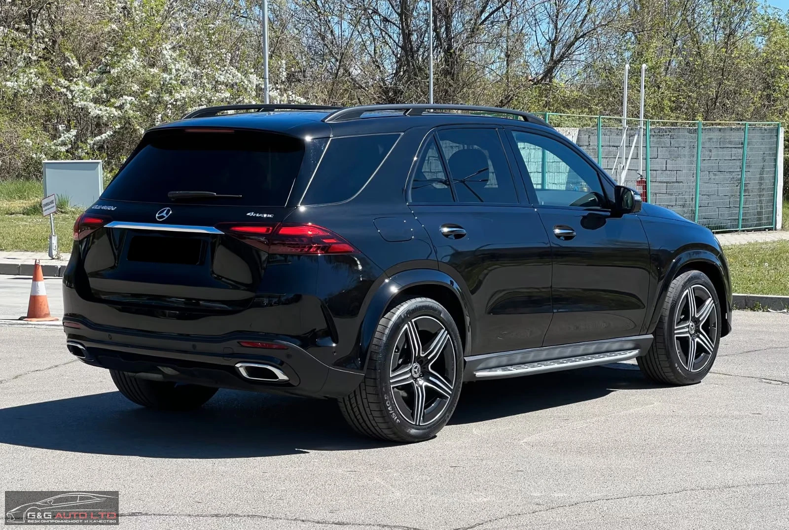 Mercedes-Benz GLE 450 4MATIC/367HP/AMG/NIGHT/PANO/BURM/360/AIRM./533g - изображение 6