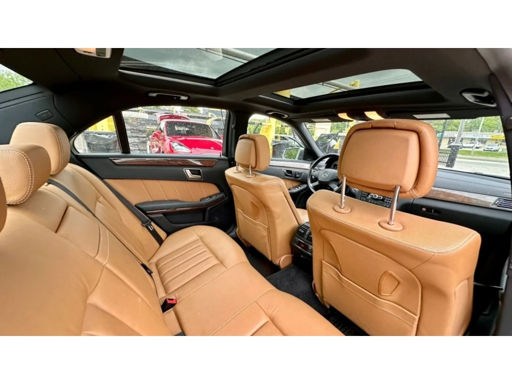 Mercedes-Benz E 500 ОБДУХВАНЕ * * CARFAX * * АВТО КРЕДИТ * *  - изображение 10