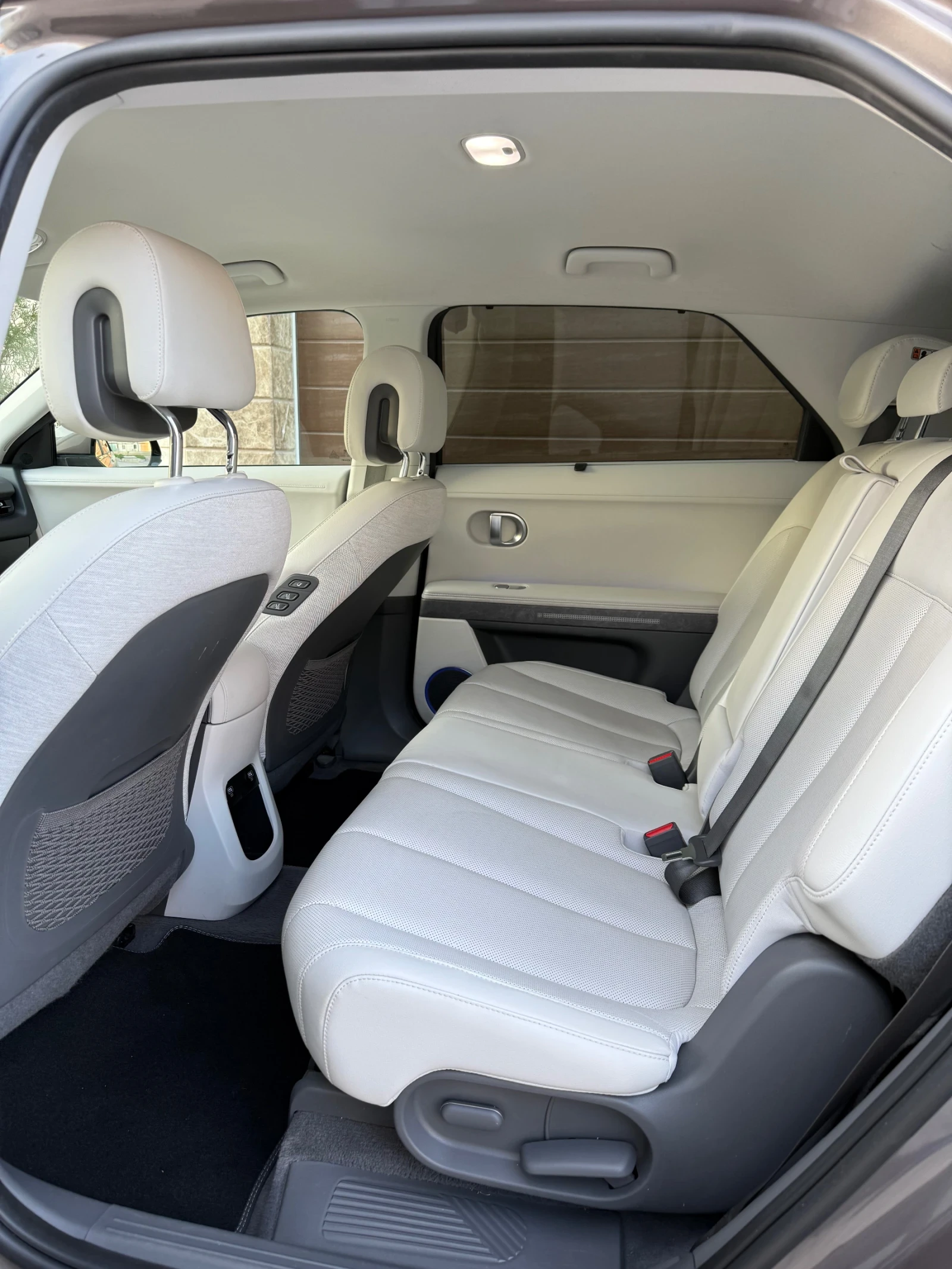 Hyundai Ioniq 5 73KWH/LOUNGE/AMBIENT/HEAD-UP/����� ����/KEYLESS | Mobile.bg � ����������� 11