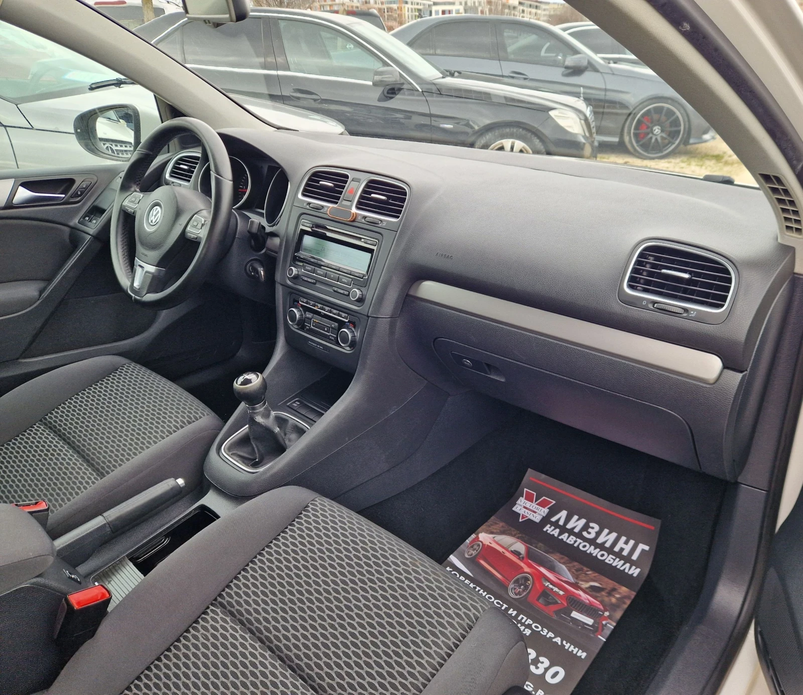 VW Golf, снимка 11 - Автомобили и джипове - 53795973