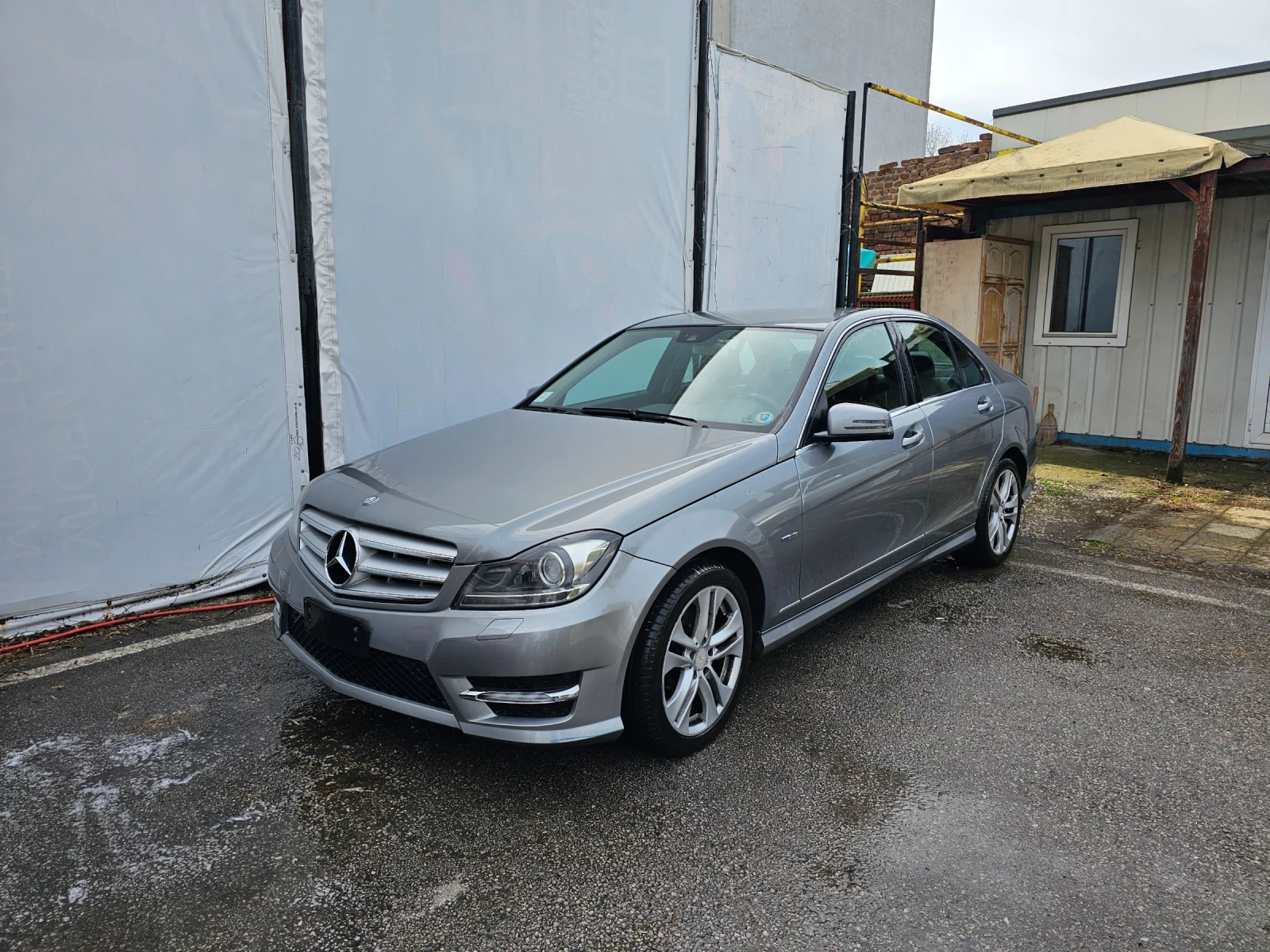 Mercedes-Benz C 220 AMG, снимка 2 - Автомобили и джипове - 53821231