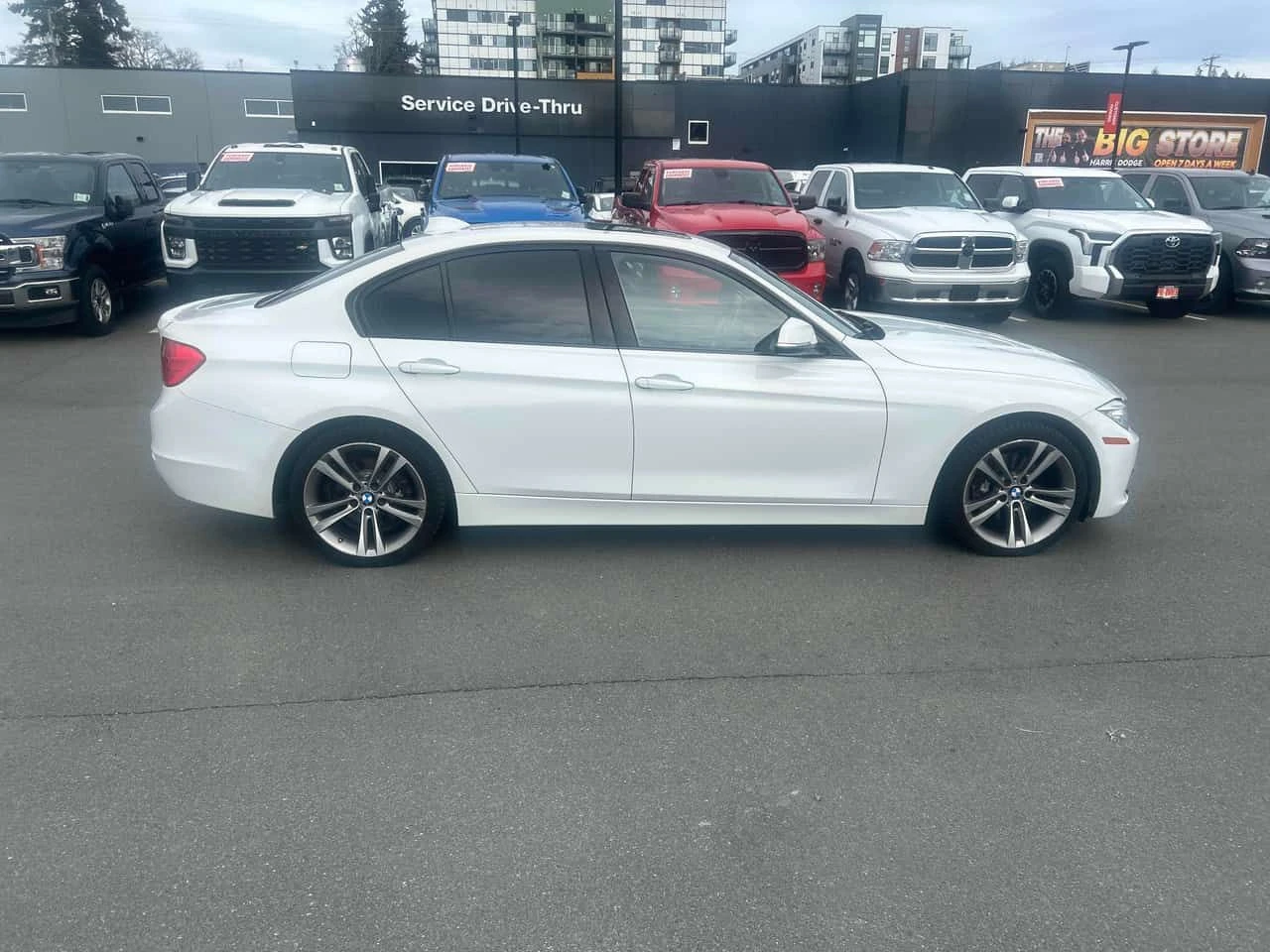 BMW 320 * 320i xDrive * CARFAX * ���� �� �� | Mobile.bg � ����������� 3