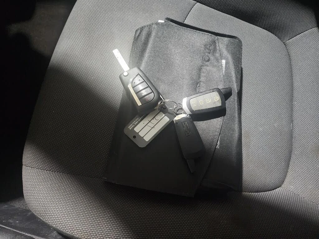 Toyota Corolla LE* FWD* ����������* (���� �� ��) | Mobile.bg � ����������� 14