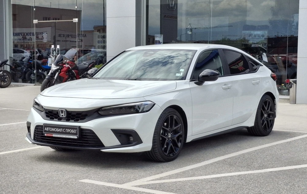 Honda Civic 2.0 i-MMD Hybrid Sport, снимка 2 - Автомобили и джипове - 54548343