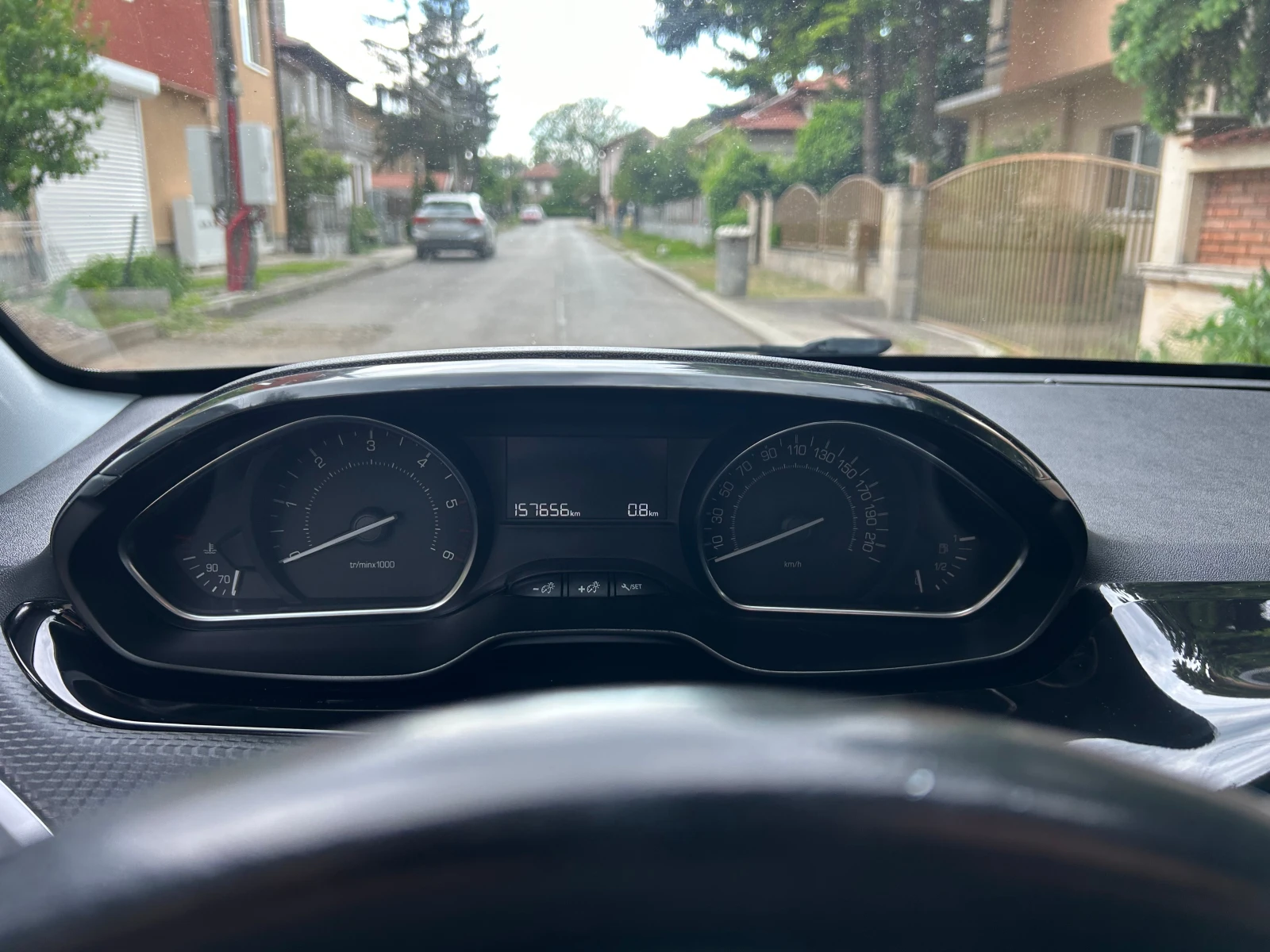 Peugeot 208 1, 6GT LINE BLUE HDI, снимка 13 - Автомобили и джипове - 54642211