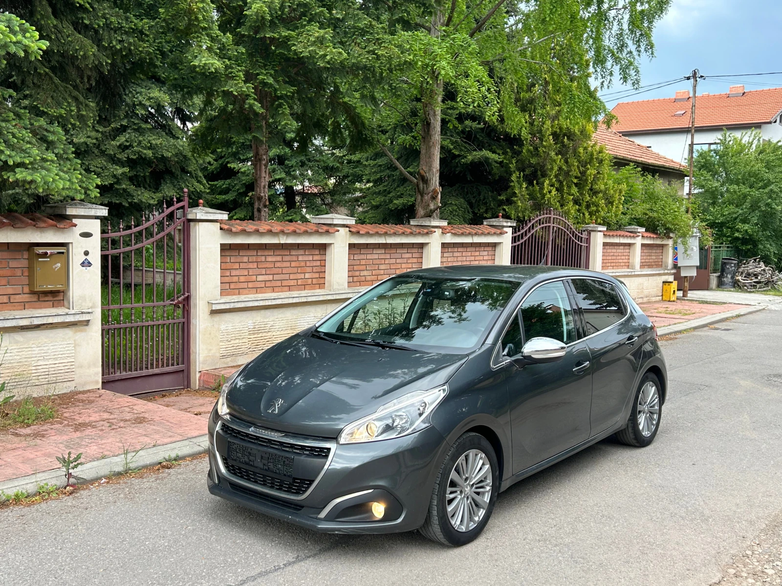 Peugeot 208 1, 6GT LINE BLUE HDI