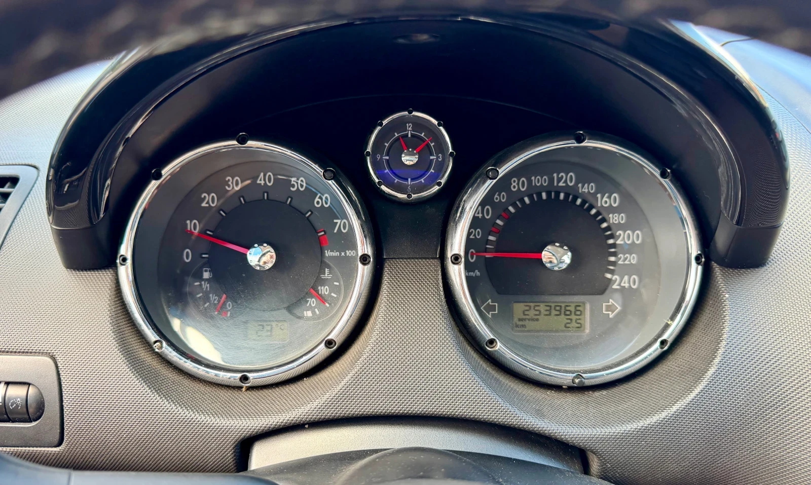 VW Polo 1.6 GTI Газ/Бензин, снимка 17 - Автомобили и джипове - 55040104