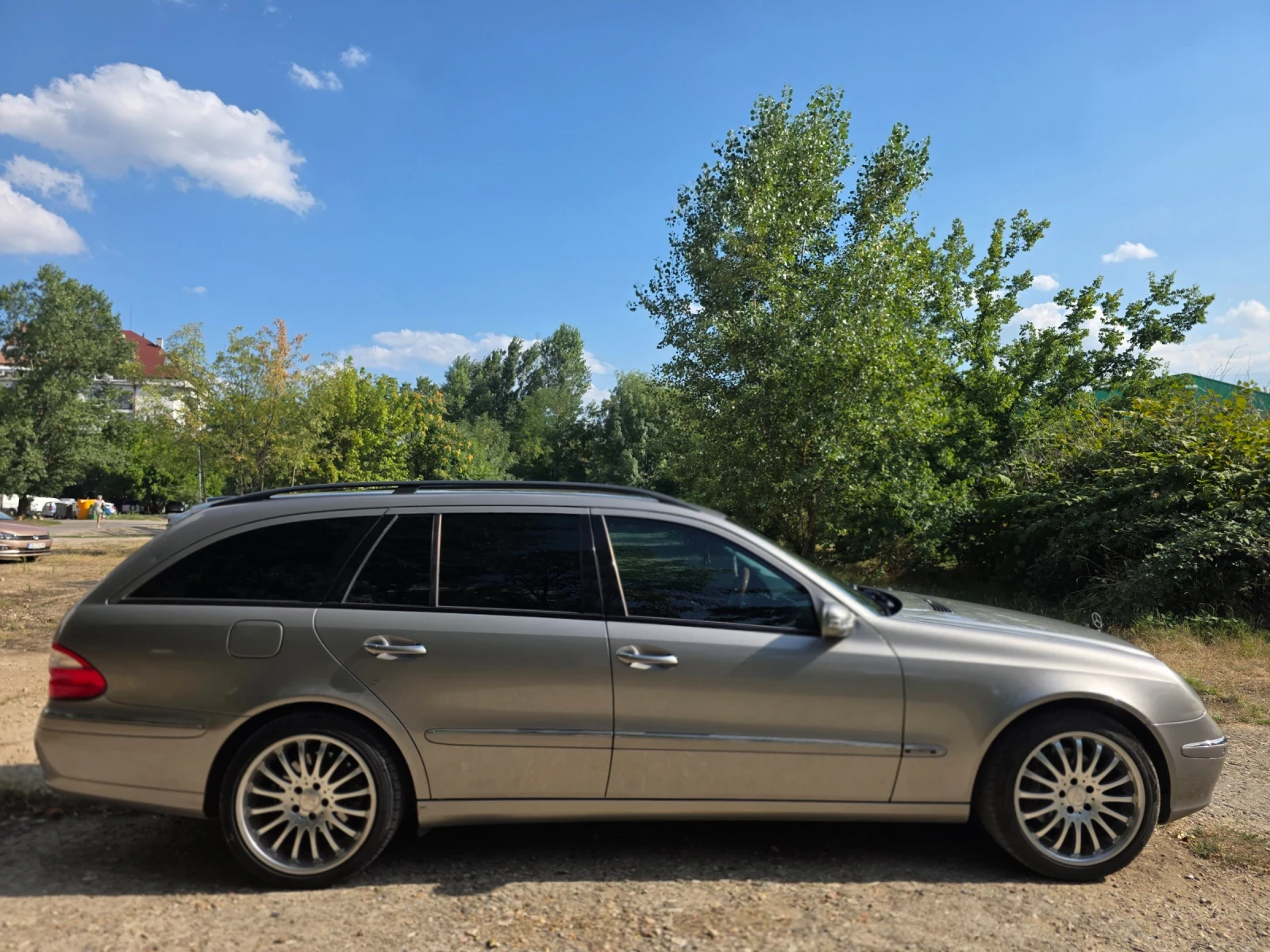 Mercedes-Benz E 320 E320 бензин газ, снимка 7 - Автомобили и джипове - 55610787