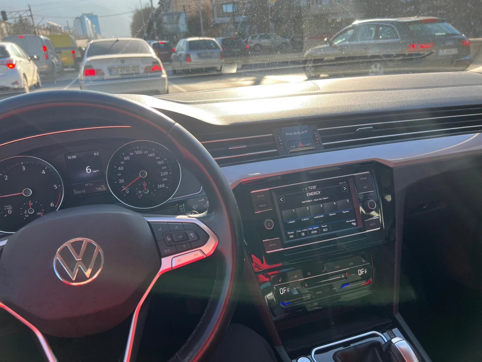 VW Passat 2.0 TDI, снимка 4 - Автомобили и джипове - 55960198