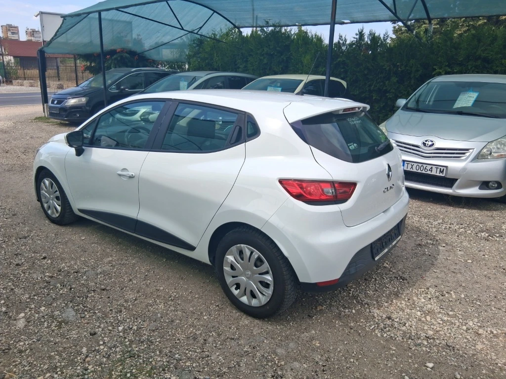 Renault Clio, снимка 6 - Автомобили и джипове - 56122372