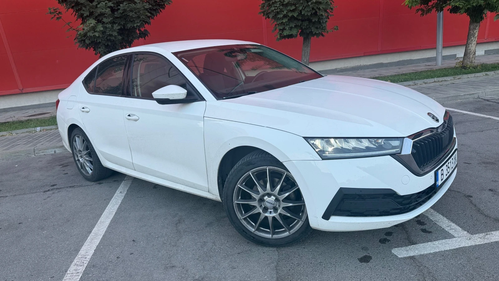 Skoda Octavia 2.0TDI 2023г, снимка 4 - Автомобили и джипове - 56466286