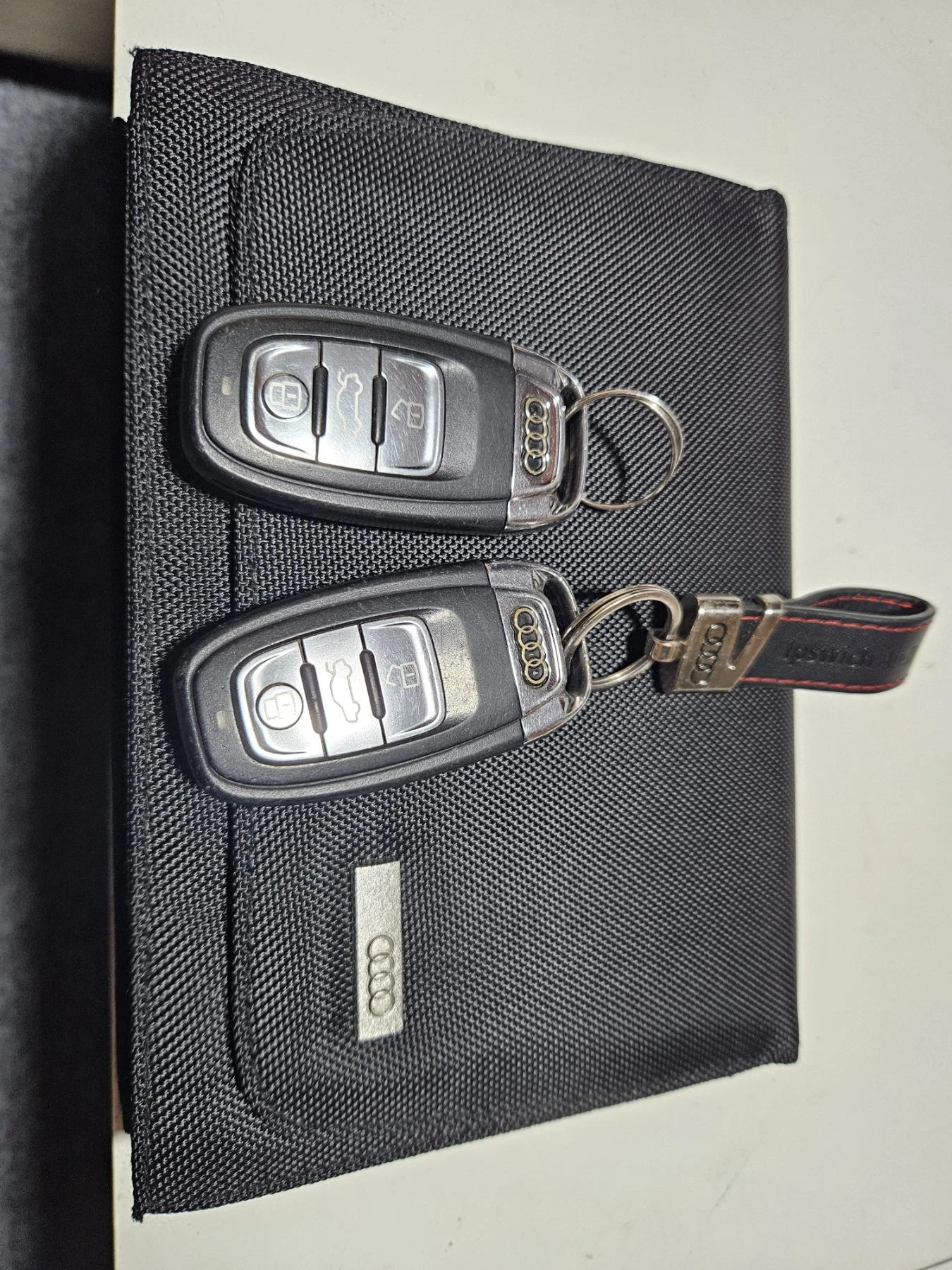 Audi A6 2.0 TDI LED Auto Десен Волан, снимка 14 - Автомобили и джипове - 56745117