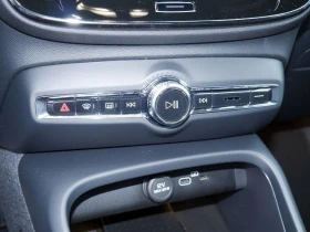 Volvo XC40 69kW* PURE* DISTR* CAM* LED* NAVI* , снимка 7
