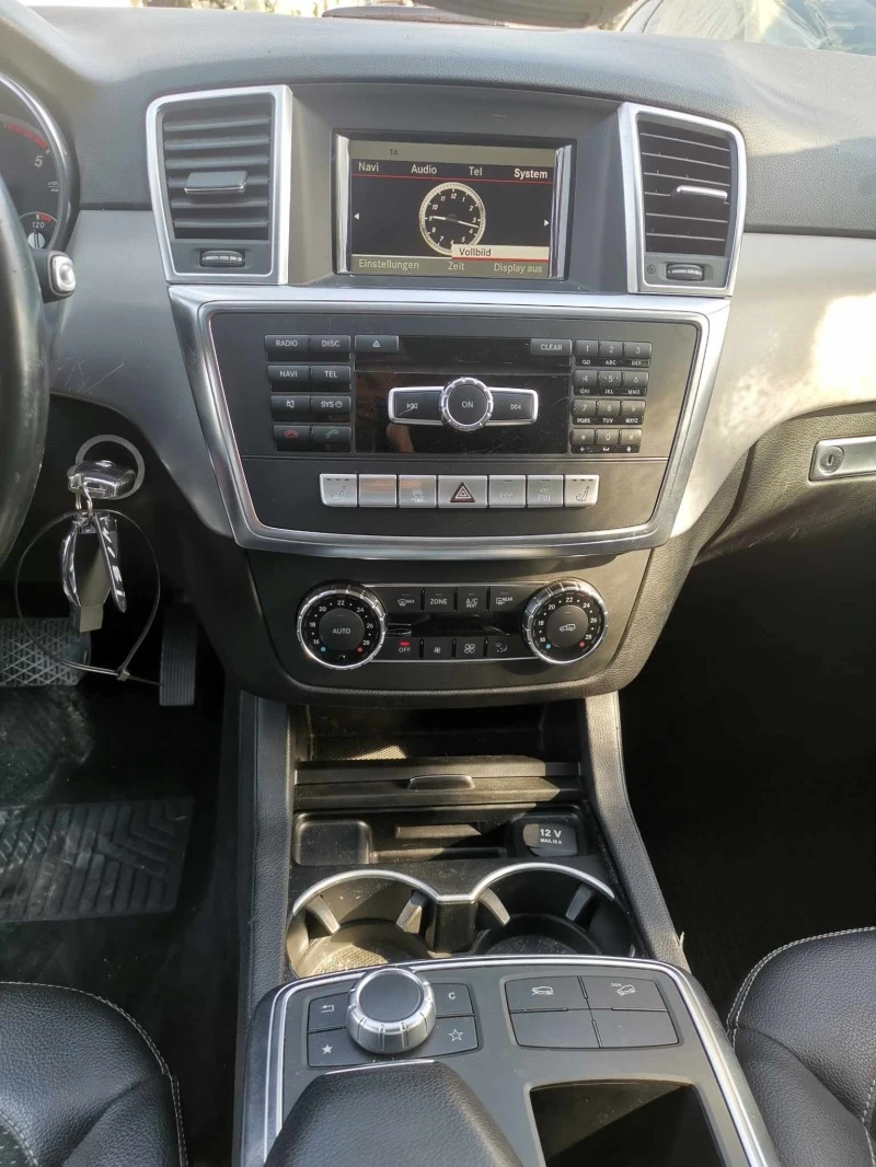 Mercedes-Benz ML 350 cdi blutec, снимка 12 - Автомобили и джипове - 42326617