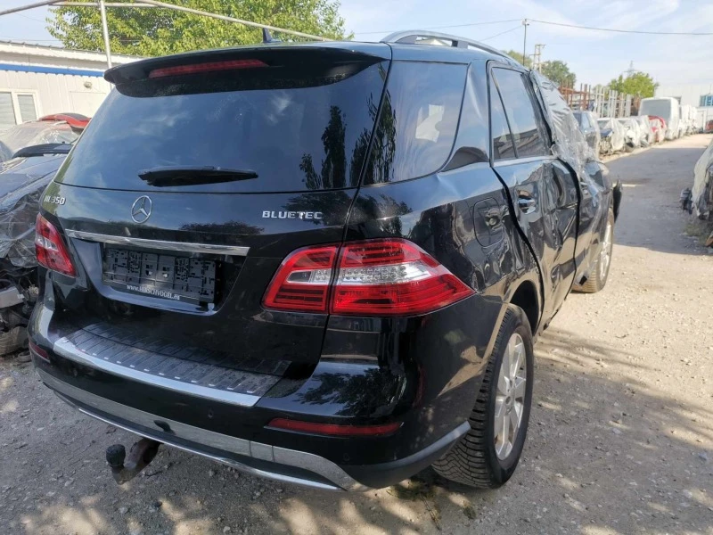 Mercedes-Benz ML 350 cdi blutec, снимка 5 - Автомобили и джипове - 42326617