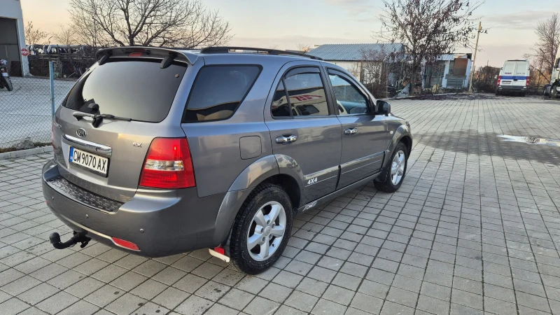 Kia Sorento 2.5 , снимка 3 - Автомобили и джипове - 48630716