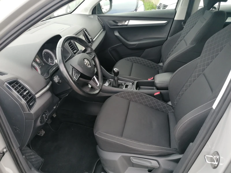 Skoda Karoq 2.0 TDI 4X4 , снимка 8 - Автомобили и джипове - 51353110