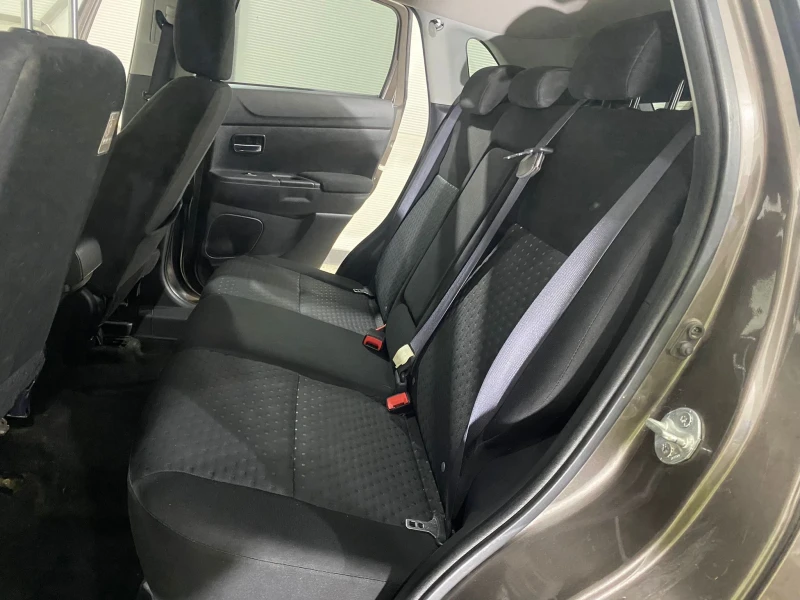 Mitsubishi ASX DI-D 4WD Intence, снимка 10 - Автомобили и джипове - 51623779