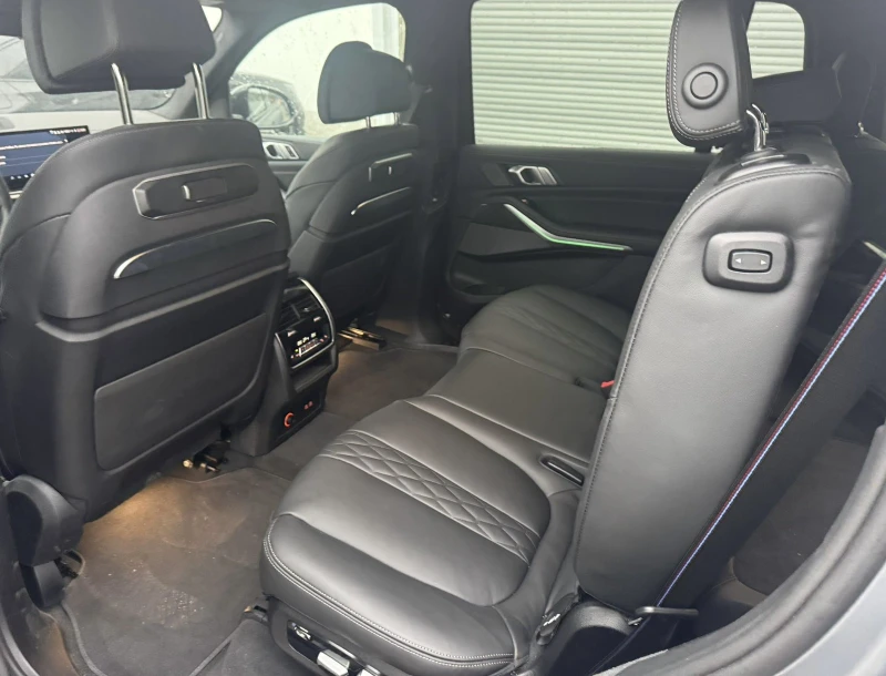 BMW X7 x Drive 40d / 6+ 1 /M PAKET/ PANO / CAMERA 360 / , снимка 12 - Автомобили и джипове - 52755401