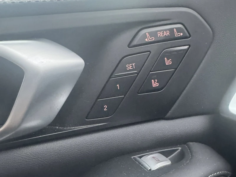 BMW X7 x Drive 40d / 6+ 1 /M PAKET/ PANO / CAMERA 360 / , снимка 9 - Автомобили и джипове - 52755401