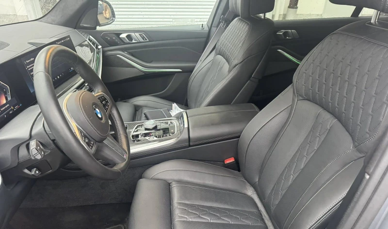 BMW X7 x Drive 40d / 6+ 1 /M PAKET/ PANO / CAMERA 360 / , снимка 7 - Автомобили и джипове - 52755401