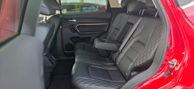 Haval H6 Supreme ГАЗ 2.0 GDIT (190 кс), снимка 11 - Автомобили и джипове - 53526765