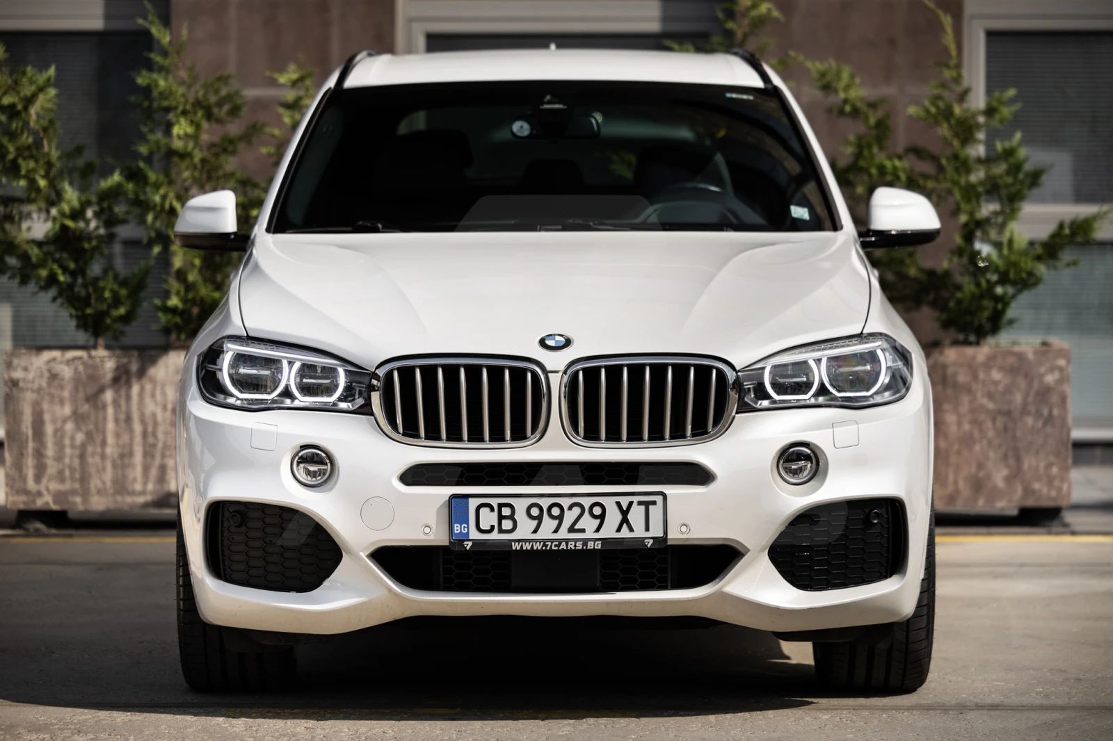 BMW X5 40d xDrive M Сервизна история Каско  - изображение 2