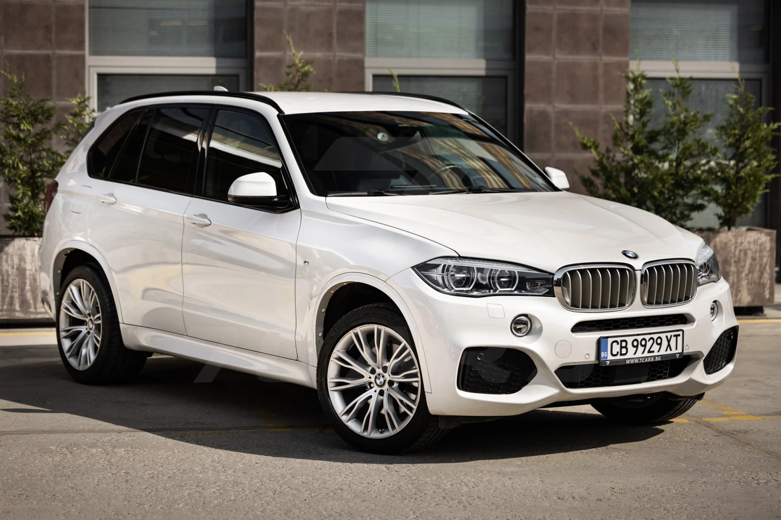 BMW X5 40d xDrive M Сервизна история Каско  - изображение 3